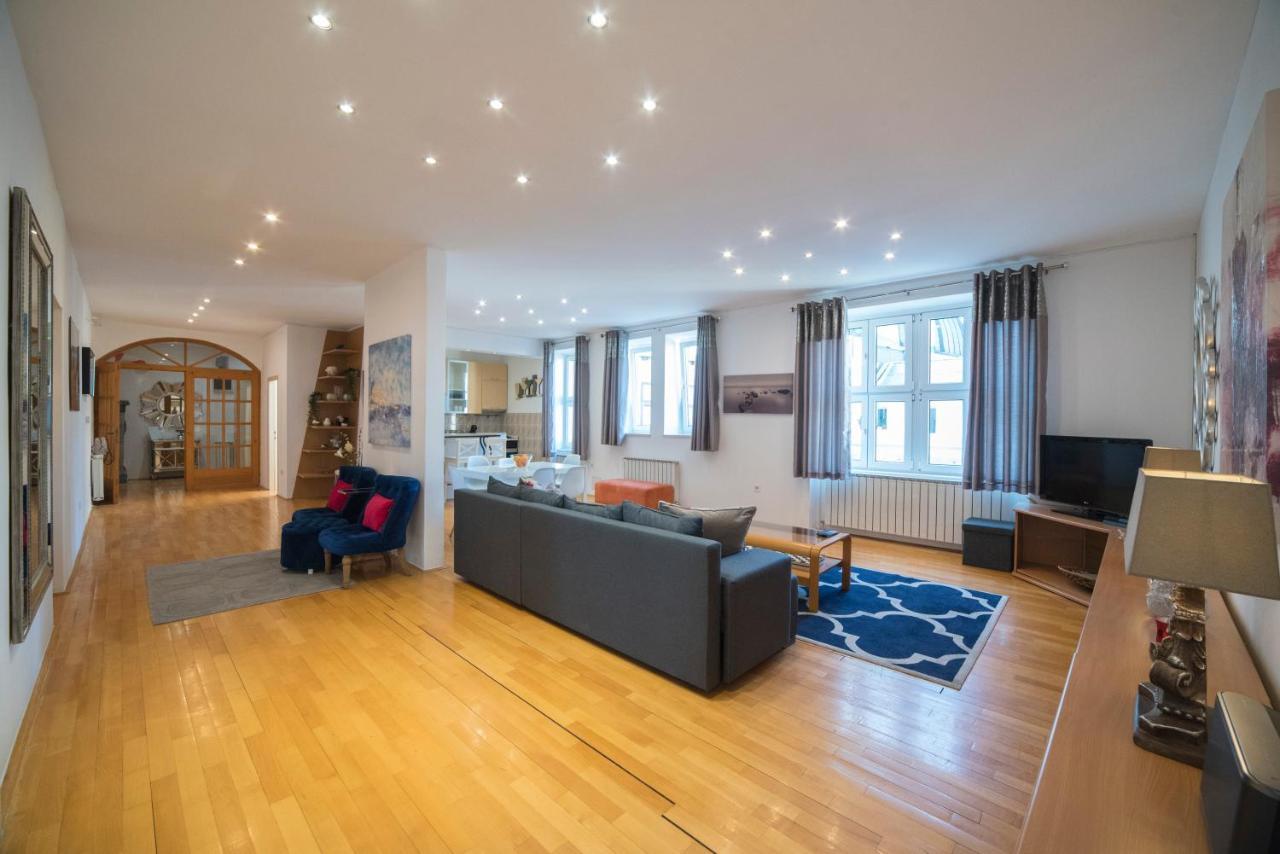 Octogon Apartment Zagreb Eksteriør billede