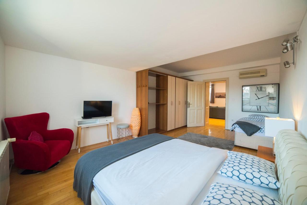 Octogon Apartment Zagreb Eksteriør billede